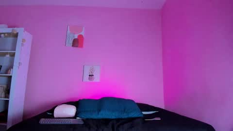 GEORGINA FERRI online show from December 4, 6:19 pm