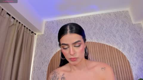 Kendal  online show from November 21, 6:54 pm