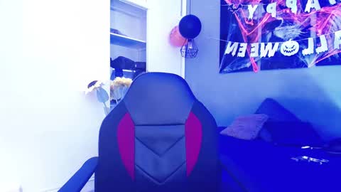 Your Girl  online show from October 26, 5:47 am