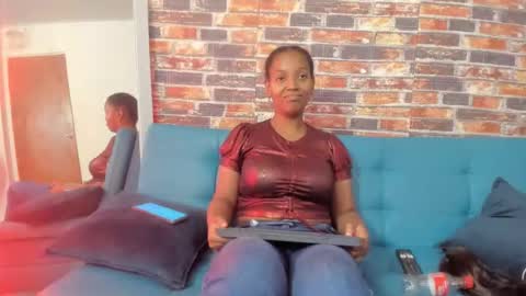 GIA online show from November 4, 10:15 pm