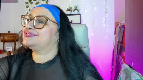 nahomi online show from March 5, 1:23 am