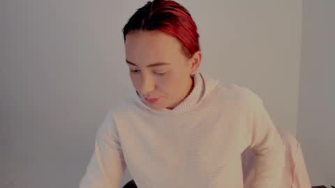 GIA WHITE Independet  online show from March 27, 7:10 am