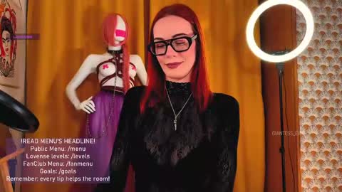 Eva online show from June 8, 9:25 pm