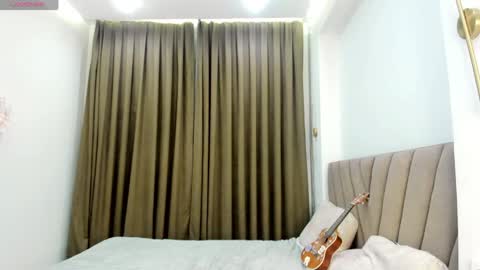 Jany online show from March 22, 1:39 pm