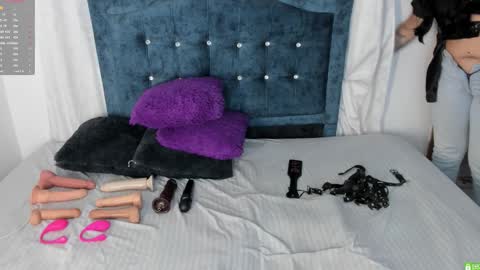 pamela online show from November 22, 4:04 am