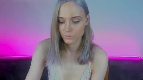 Gina online show from November 29, 11:14 am