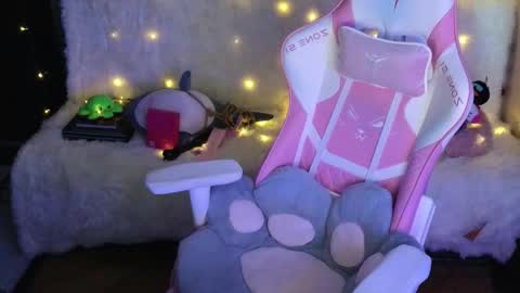 Ginger online show from February 18, 8:57 am