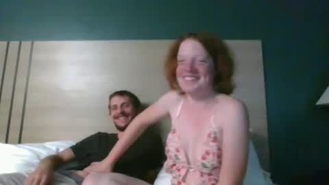 ginger_unicorn21 online show from December 25, 1:53 am