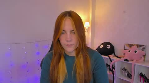 gingerr_pie online show from September 28, 7:30 pm