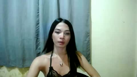 Aisha online show from March 10, 9:02 am