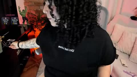 girl_inline online show from February 11, 1:20 am