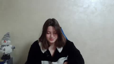 Snapshot of girl_leya chatting on December 15, 11:09 pm girl_leya online show from December 15, 11:09 pm