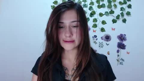 Isabella online show from May 2, 10:46 pm