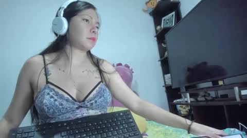 girlrock2024 online show from January 11, 1:59 am