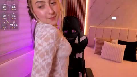 Giselle online show from February 13, 8:43 pm