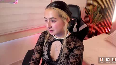 Giselle online show from February 14, 9:50 pm