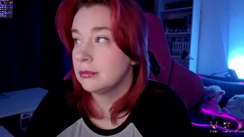AlexaMillis online show from June 25, 9:49 pm