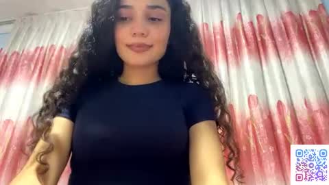 Elly online show from July 18, 7:11 am