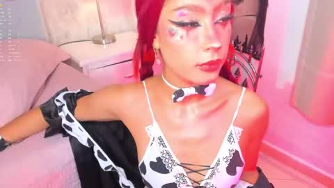 Snapshot of gloomy_sweetness chatting on October 4, 4:40 am Gloomy Sweetness online show from October 4, 4:40 am