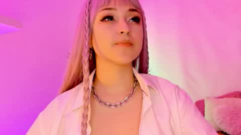 Mimi online show from October 28, 8:03 pm