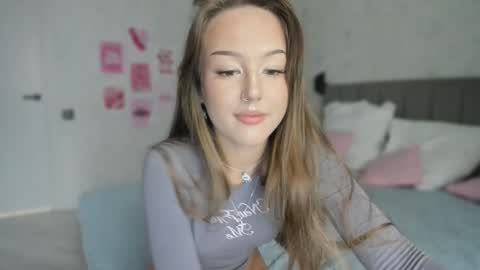 Lina online show from October 29, 8:51 am