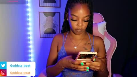 Goddess treat online show from August 8, 8:44 am
