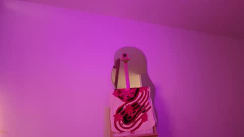 vee online show from February 4, 9:07 pm