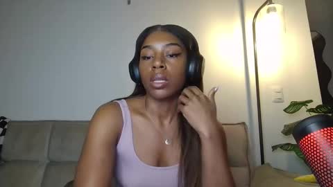 Miss Raven Black online show from March 4, 1:23 am