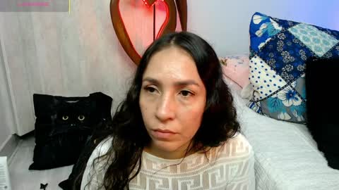  Naih Reyes online show from April 3, 5:27 am