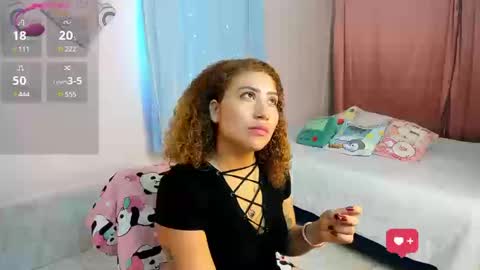 Snapshot of gold_curlscb chatting on September 12, 4:25 pm Mary online show from September 12, 4:25 pm