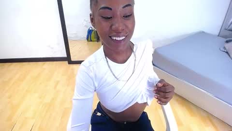 goldenn_ass1 online show from September 24, 3:16 am