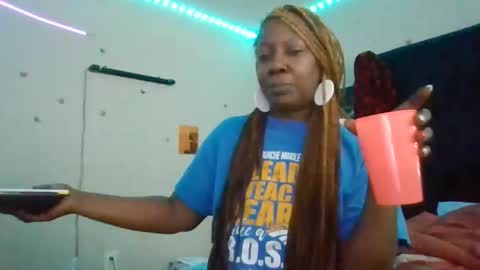 Sue Goddess online show from March 23, 8:15 pm