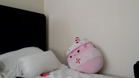 gothbaby305 online show from February 22, 12:38 am