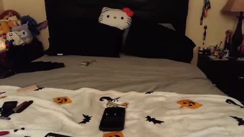 gothbaby305 online show from October 9, 3:43 am