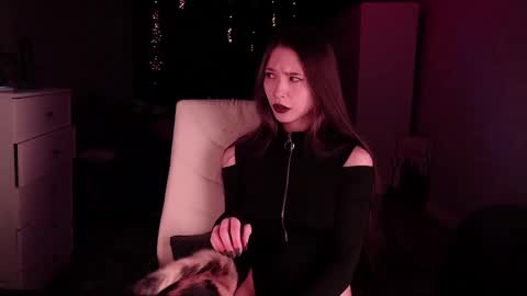 Snapshot of grace_crystal chatting on October 25, 12:51 am Grace online show from October 25, 12:51 am