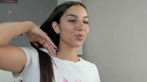 grace_louis online show from November 22, 10:40 am