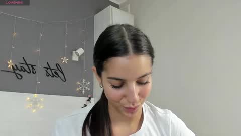 grace_louis online show from November 29, 4:49 am