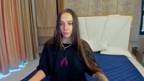 Anna online show from March 13, 4:14 am