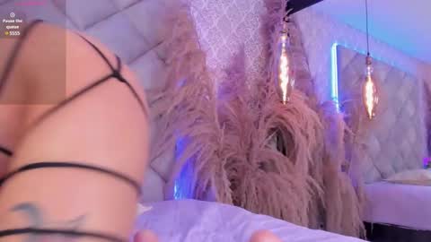 Snapshot of grayce_blossoms24 chatting on February 19, 7:48 pm grayce blossoms24 online show from February 19, 7:48 pm