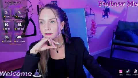 Snapshot of graycewild chatting on September 16, 11:40 am GrayceWild online show from September 16, 11:40 am