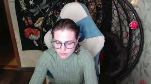 Lina online show from May 27, 12:02 pm