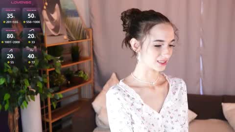 Ivy online show from October 26, 4:52 am