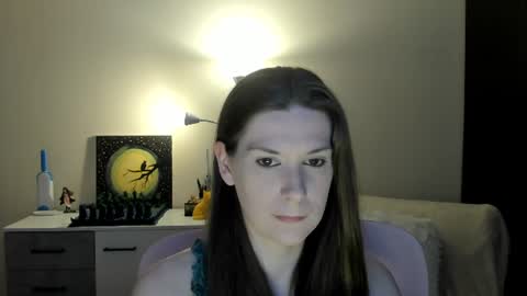 Greta online show from June 18, 9:08 pm