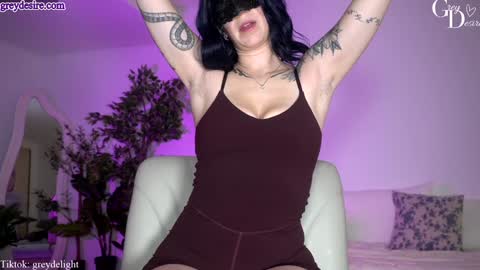       2 online show from February 2, 3:44 pm