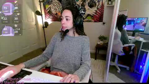 Kylie online show from March 12, 3:26 pm