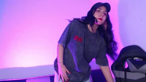 gwenhazel online show from November 29, 11:58 am