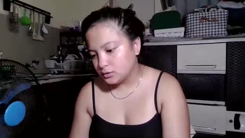 Im Gwyneth From Philippines pinkheart69 online show from April 13, 4:14 am