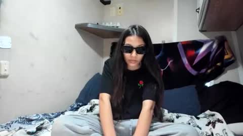 gymcrushrae online show from November 22, 11:29 pm