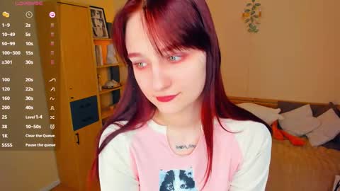 Chloe online show from March 11, 7:38 pm