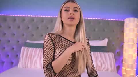 Hailey online show from November 4, 7:24 am